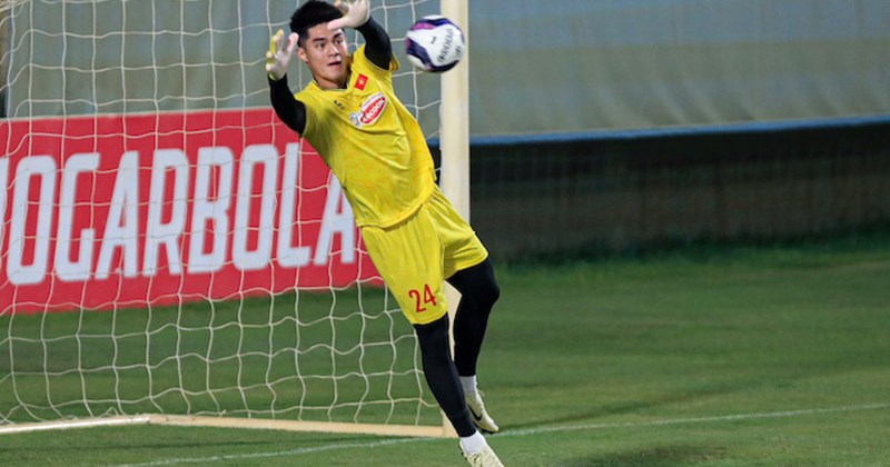 filip-nguyen-xin-rut-khoi-dt-viet-nam-vi-ly-do-kho-hieu-hlv-kim-phai-gap-rut-tim-nguoi-thay-the