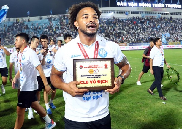 xuan-son-bao-tin-vui-dt-viet-nam-co-hoi-don-sieu-sao-nhap-tich-tai-dau-malaysia