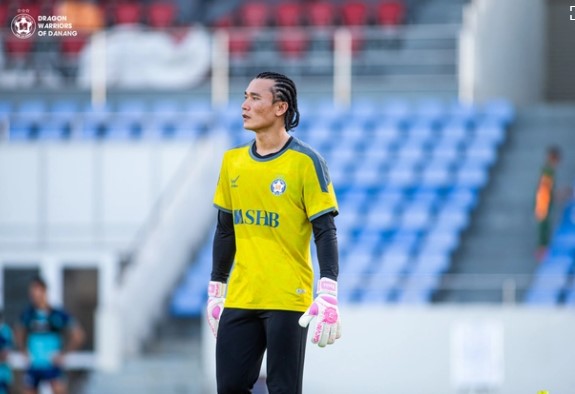 ngay-tro-ve-dang-nho-cua-thu-mon-bui-tien-dung