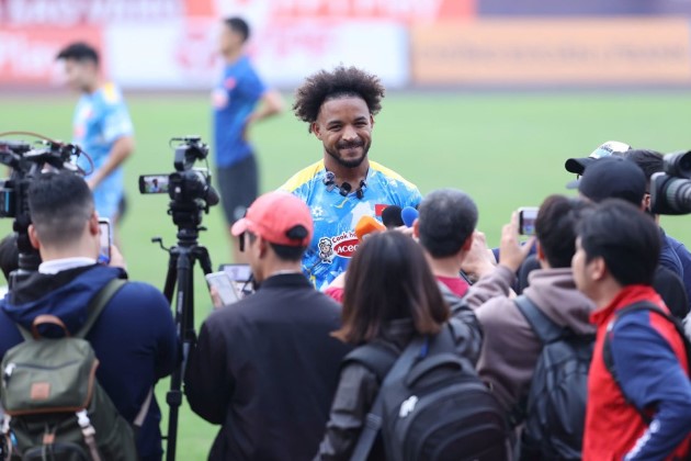 xuan-son-toi-luon-thay-hanh-dien-va-tu-hao-khi-duoc-khoac-ao-dt-viet-nam