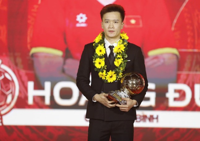 khong-phai-hoang-duc-day-moi-la-cai-ten-duoc-hlv-kim-binh-chon-gianh-qbv